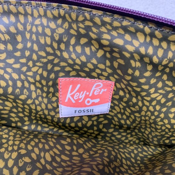 Fossil Key-Per Tablet Zip Case 10.5"x9" Purple Gray - Picture 6 of 7